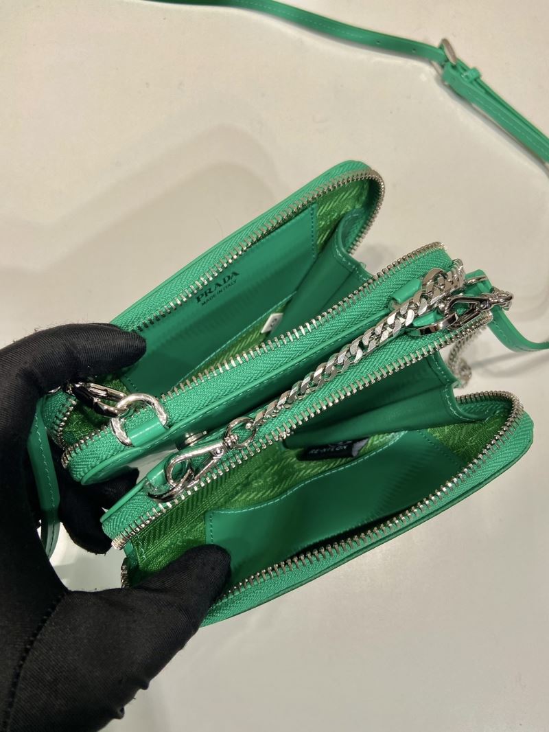Pra*a triangle pouch